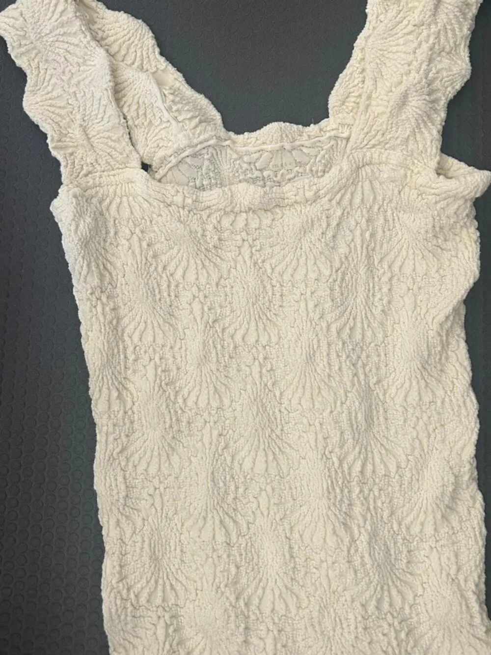 Free People Women's White and Cream Crop-top